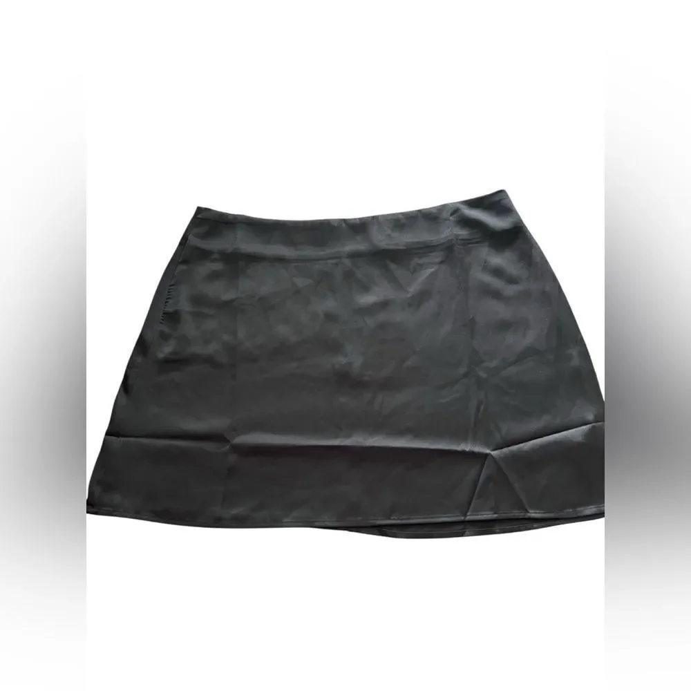 💙Weworewhat Satin Charmeuse Mini Slip Skirt - Picture 2 of 6